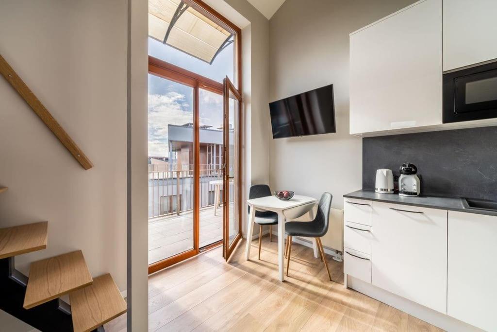 New Loft With Rooftop Terrace In The Old Town Riga Exterior foto